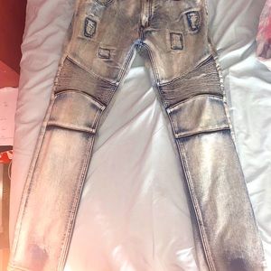 Men’s biker jeans.